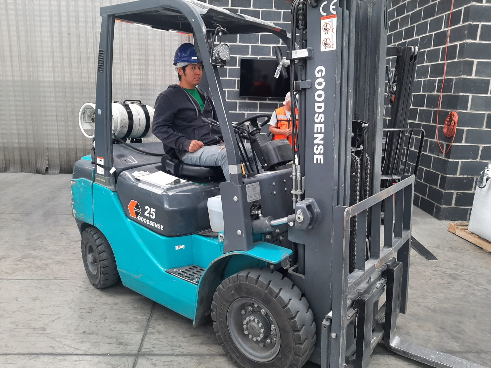 Refacciones industriales